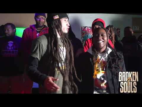 Loyal Savage vs Rainee the Rebel